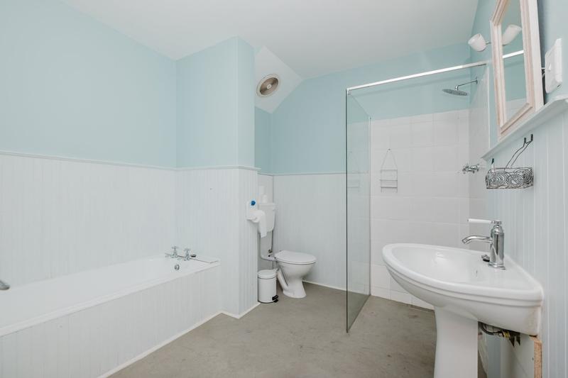 To Let 3 Bedroom Property for Rent in Fish Hoek Western Cape